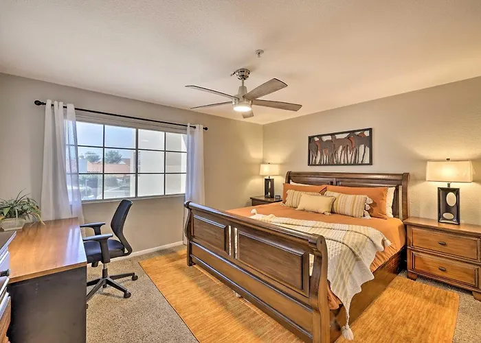 Unwind Poolside! Unit 10 Mi To Old Town *